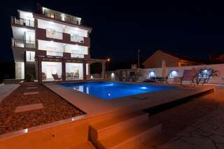Апартаменты Villa Sandy Apartments Тиват Апартаменты с балконом-6