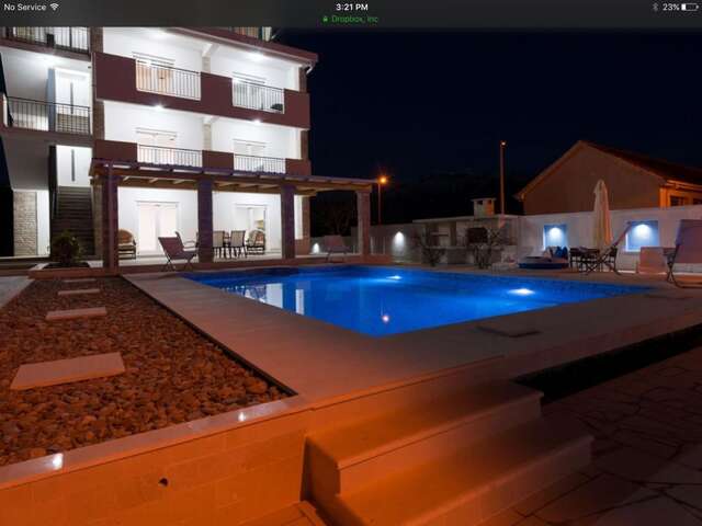 Апартаменты Villa Sandy Apartments Тиват-3