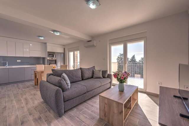 Апартаменты Villa Sandy Apartments Тиват-12
