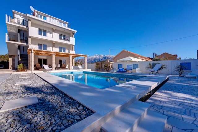 Апартаменты Villa Sandy Apartments Тиват-52