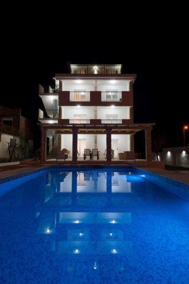 Апартаменты Villa Sandy Apartments Тиват-9